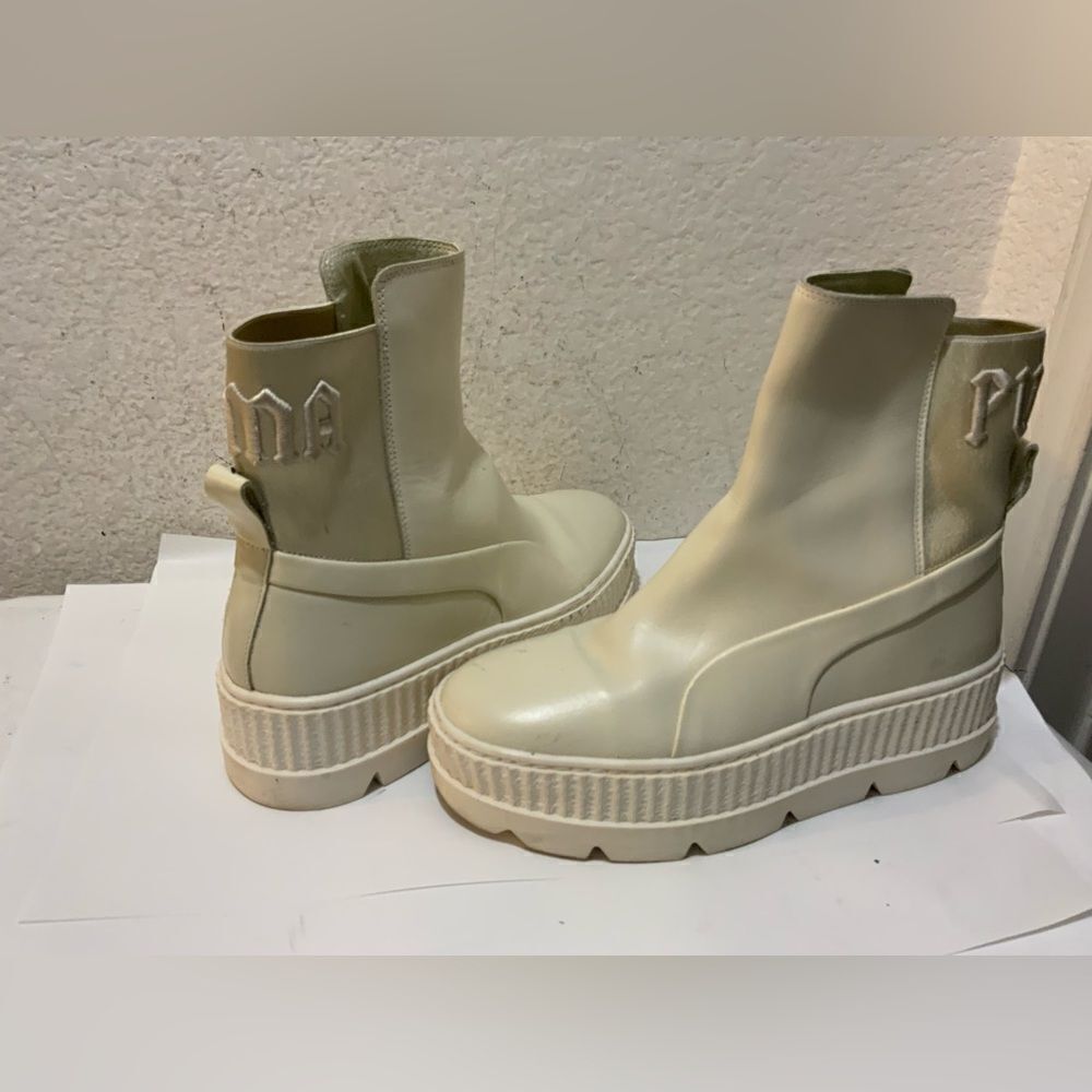 Puma Fenty By Rihanna Chelsea Combat Booties Women's 9.5  White Casual Boots